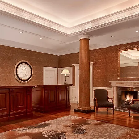 The College Green Dublin Hotel, Autograph Collection-3